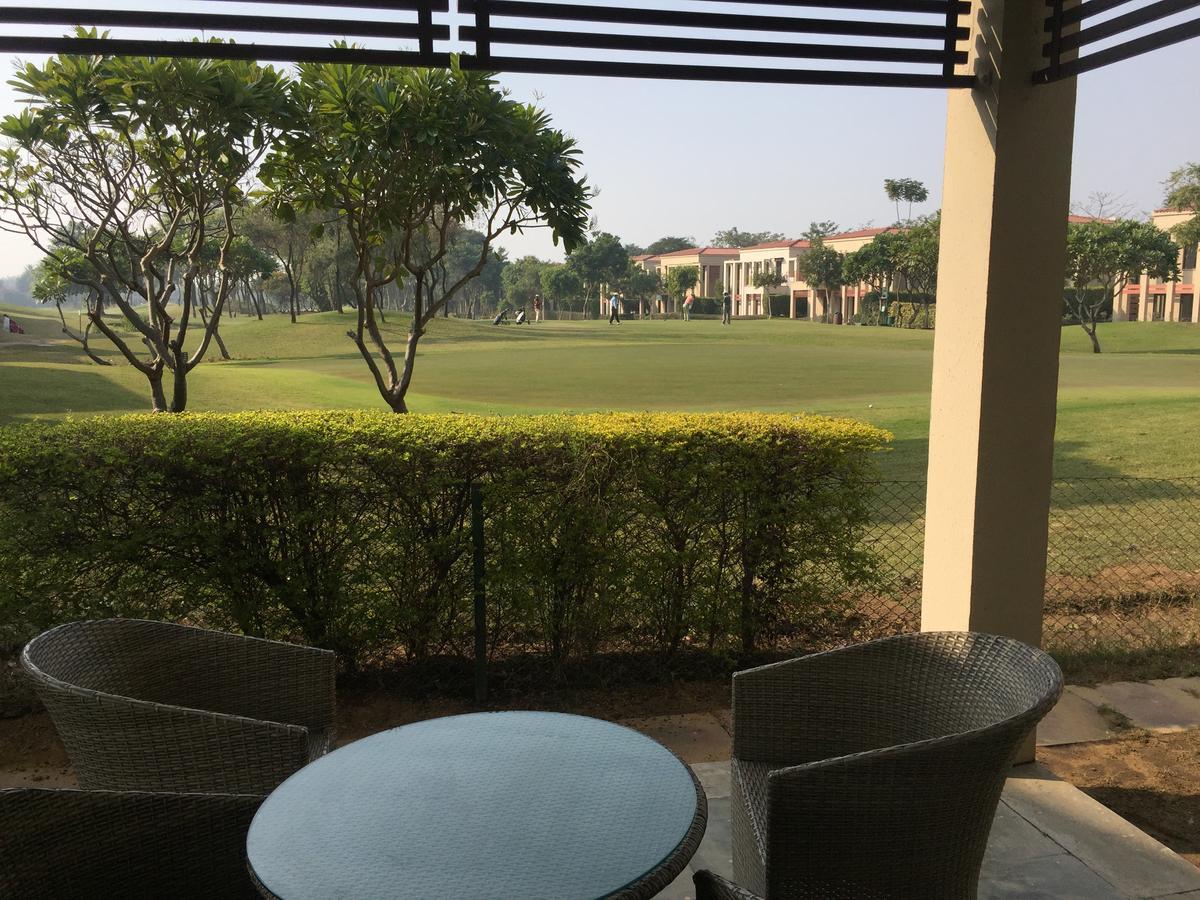 Beautiful Apartments At Tarudhan Valley Golf Resort, Manesar Gurgaon Exterior photo